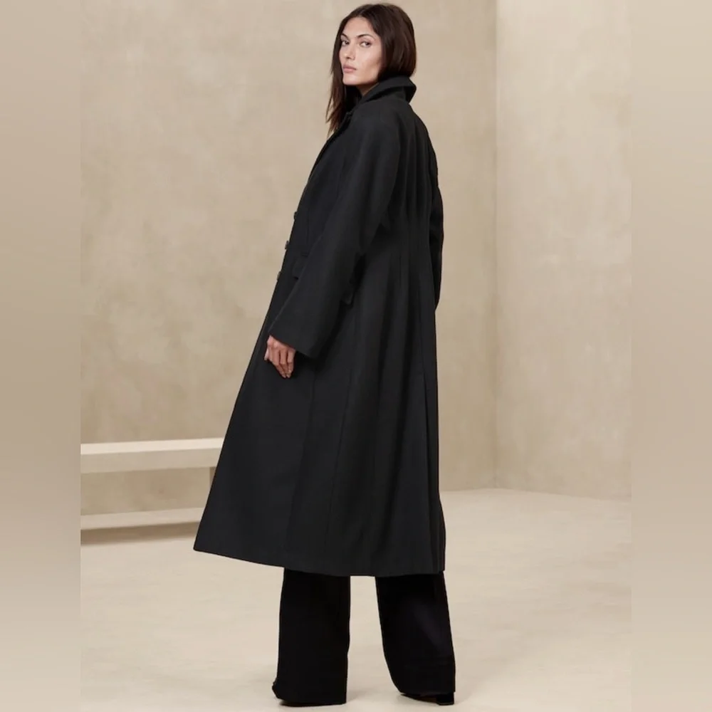 Banana Republic Black Women's Coat - Picture 3 of 11